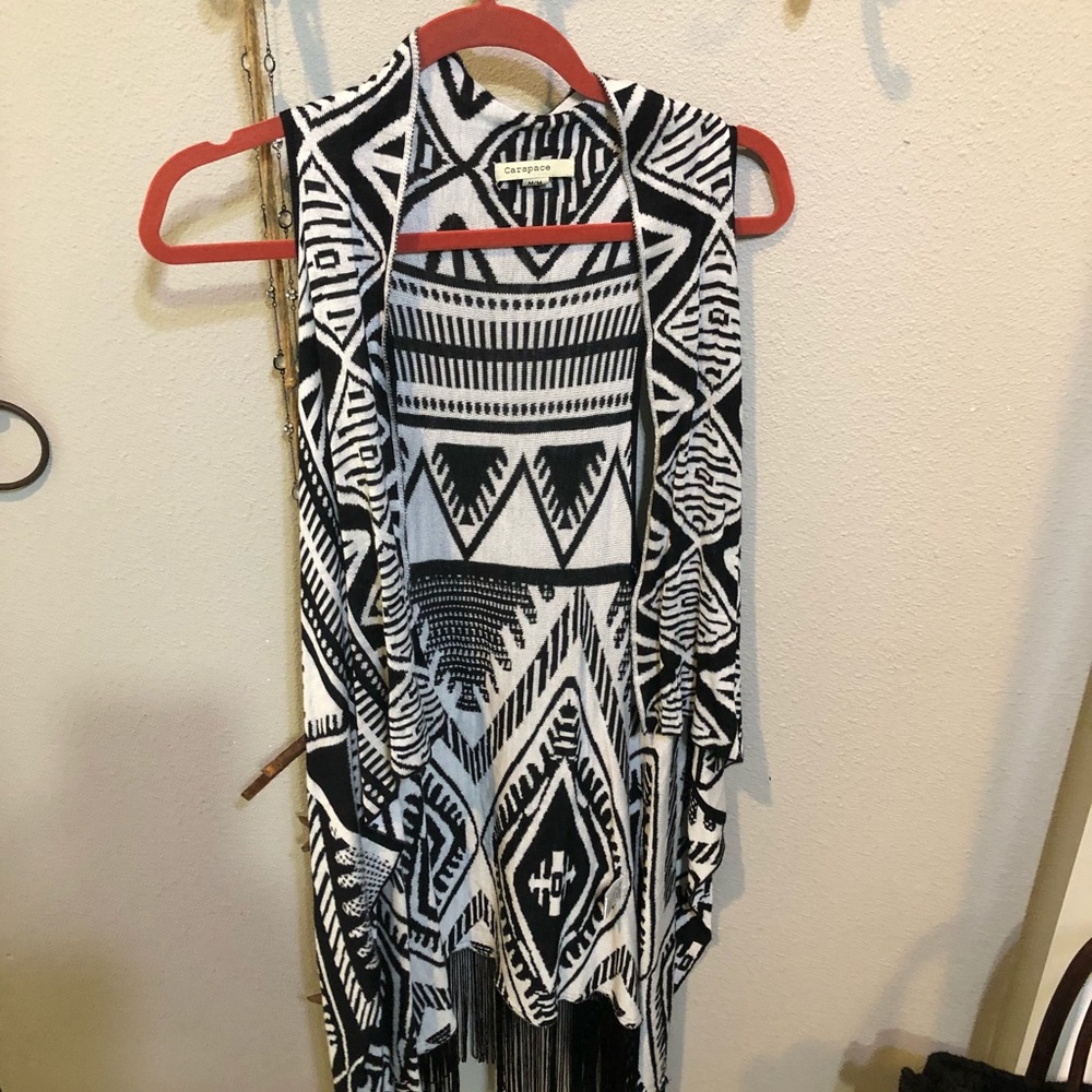 Vest - Picture 2 of 3